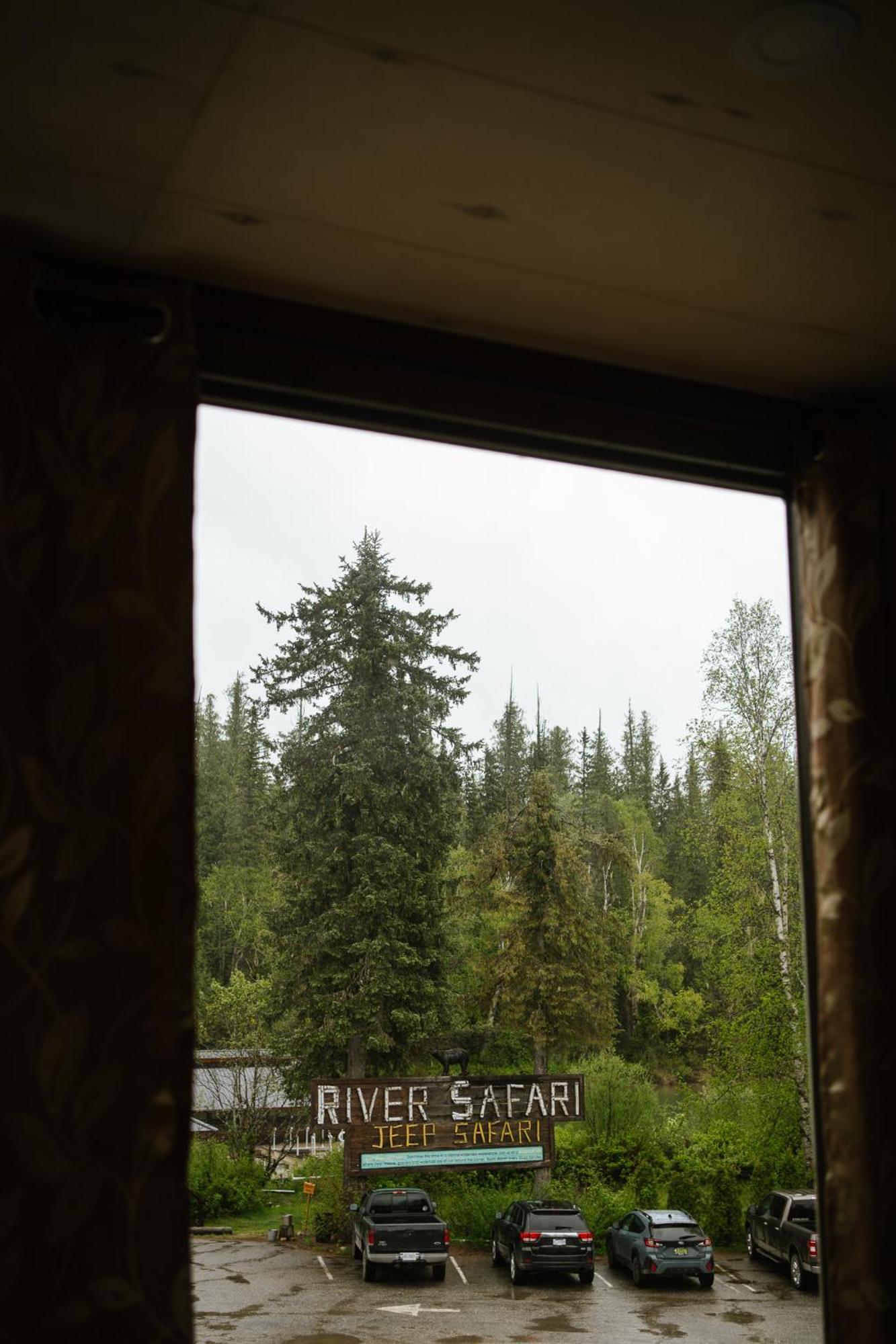 River Safari Bear Den Blue River Exteriör bild